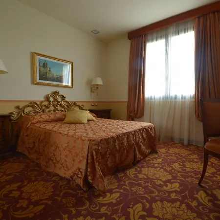 فندق Il Gentiluomo & أريتسو